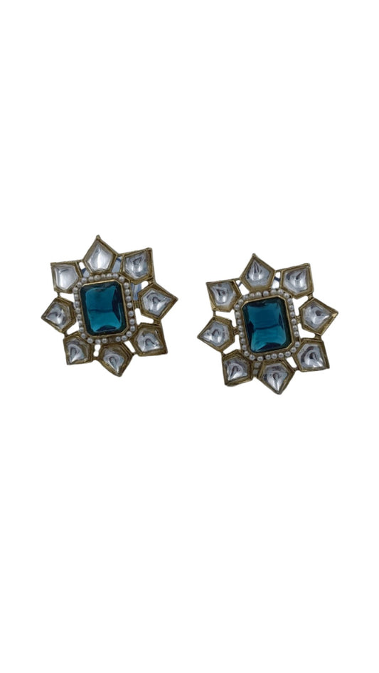 Kundan Stud Earring in Essen