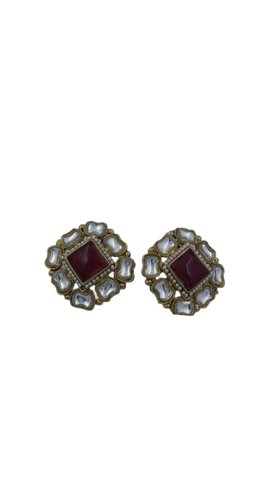 Kundan Stud Earring in Munich