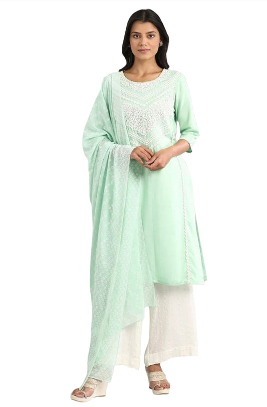 Green kurta set in Germany