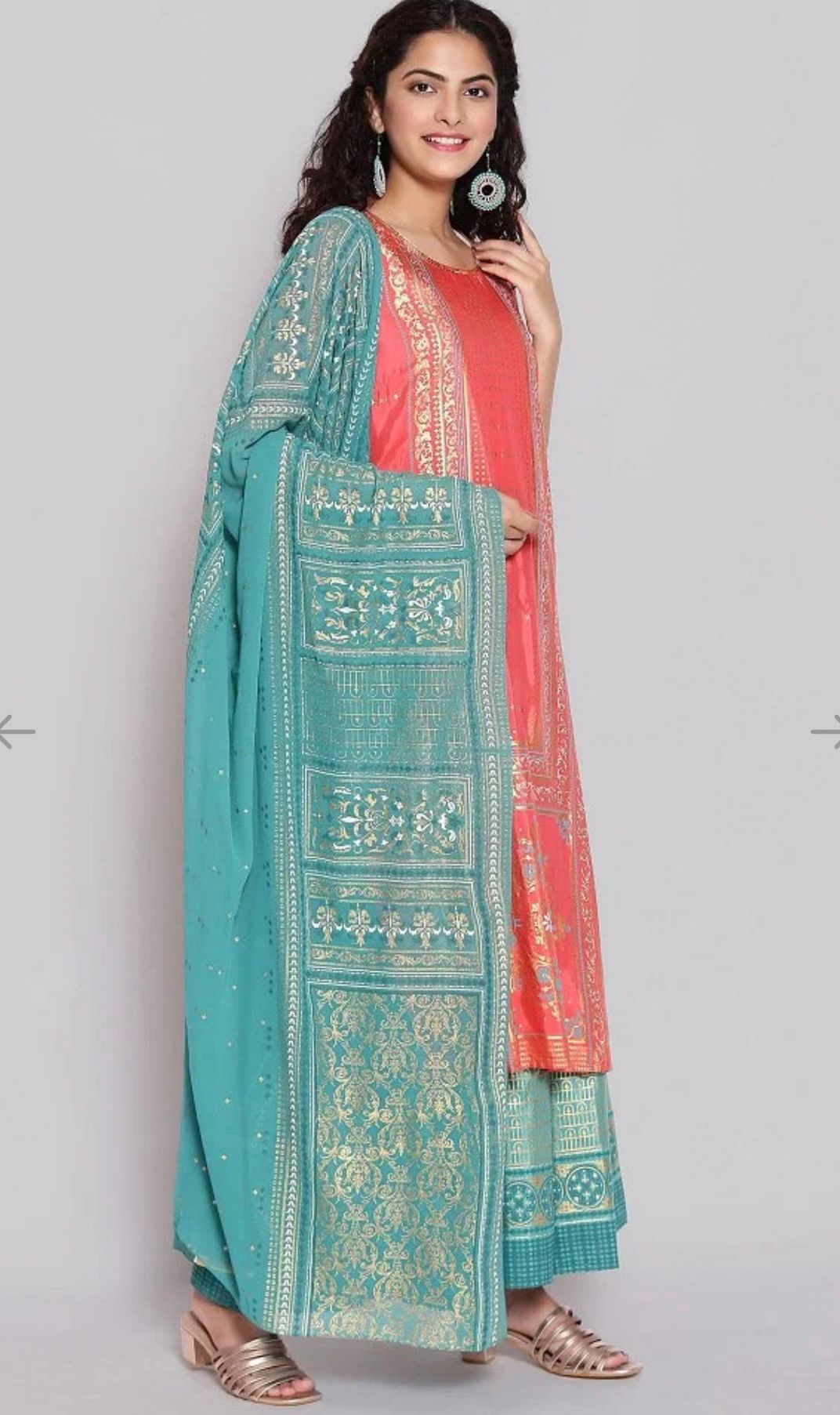 Peach Printed straight Kurta-plazzo-dupatta set in Berlin