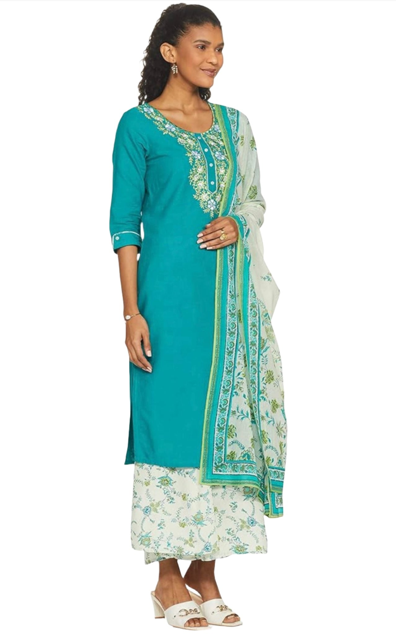 Cotton solid Round Neck  kurta  set in berlin