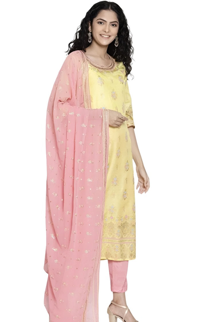Yellow Printed kurta Trousers Dupatta Set in Germany