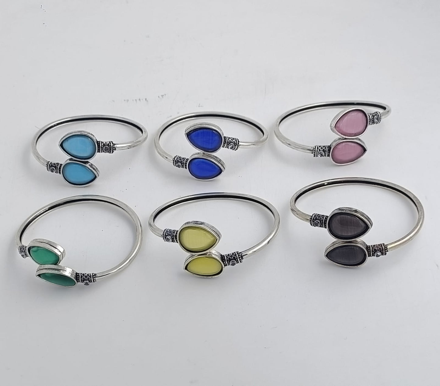Leaves shape Bracelet in Munich