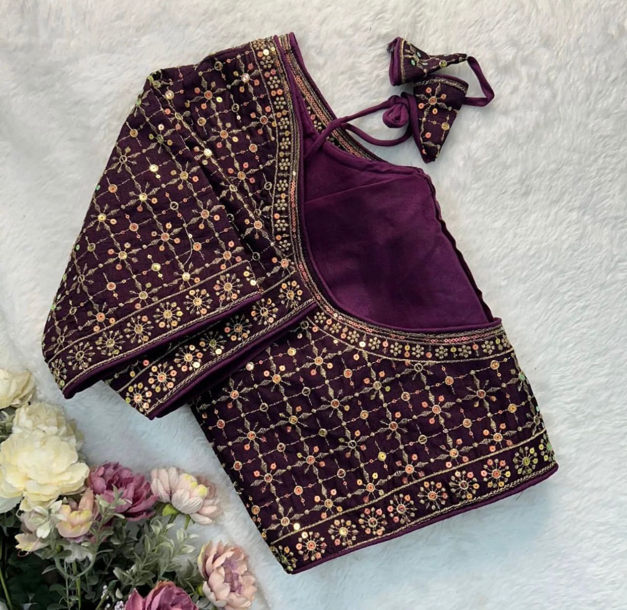 Plus Size stitched blouse in Germany