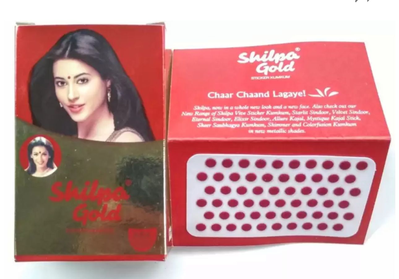 Shilpa Gold Bindi in Berlin
