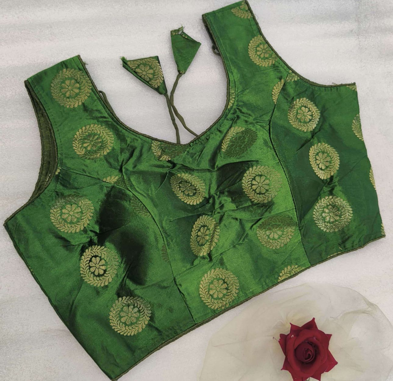 Banaras silk zari butti sleeveless blouse in Germany