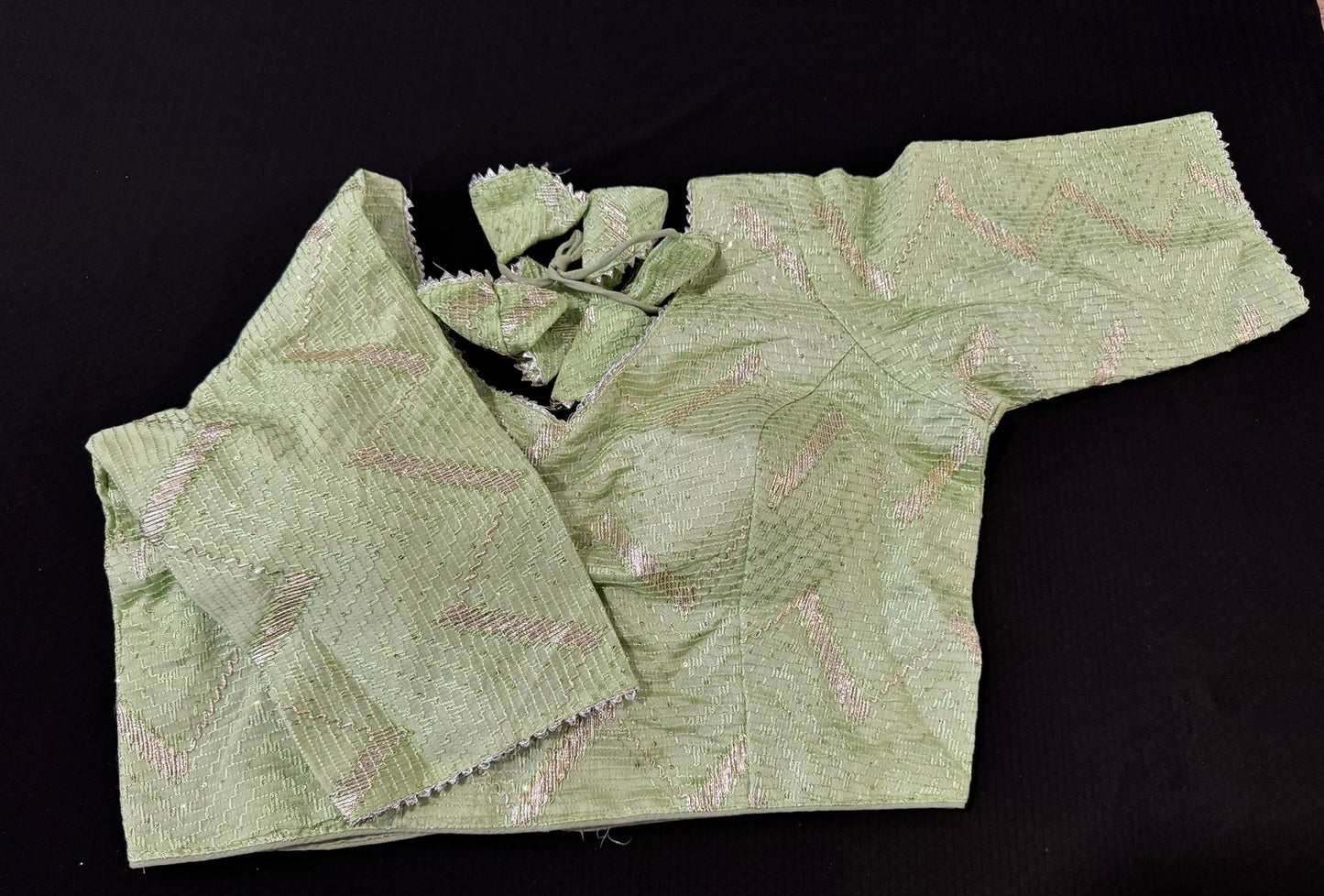 Zari Georgette Embroidery Work Design Blouse in Berlin