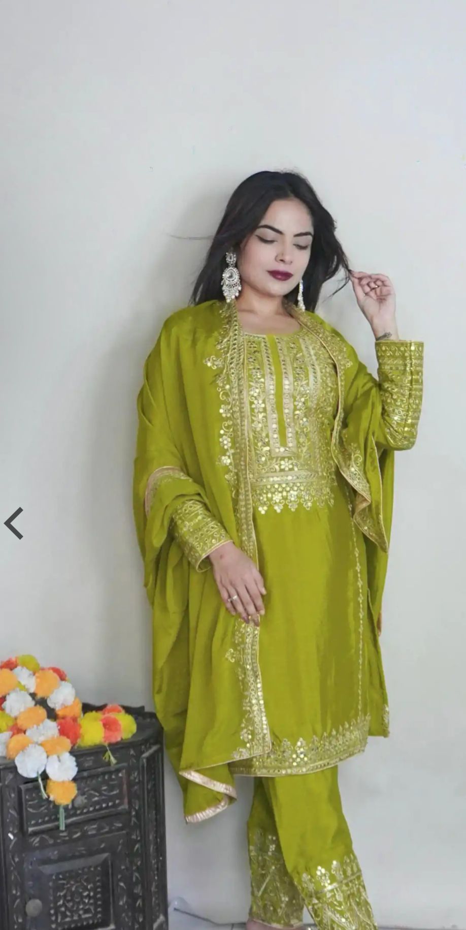 Elegant Pure Chinnon Silk Embroidery Pant Suit in Munich