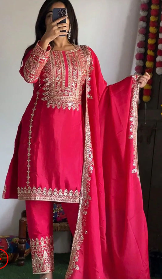 Elegant Pure Chinnon Silk Embroidery Pant Suit in Essen