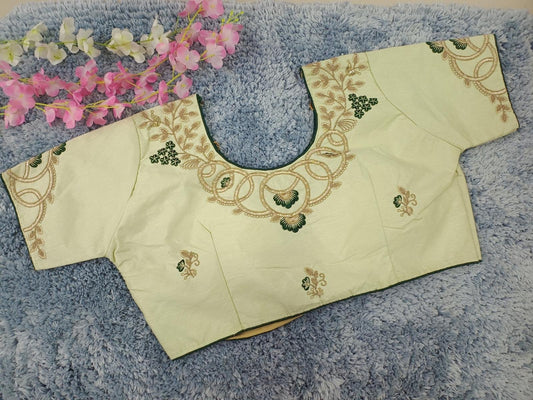 Beautiful Designer Blouse in Munich