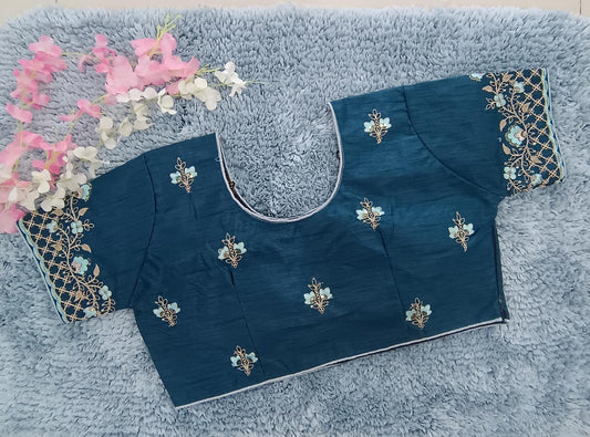 Beautiful Designer Blouse in Berlin