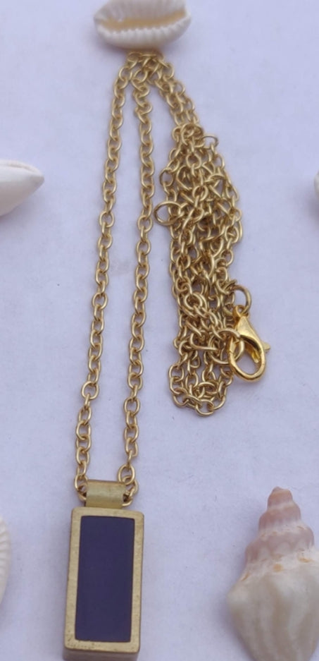 Brass Handmade Gold Plated Rezin Stone Light Weight Chain Necklace in Germany