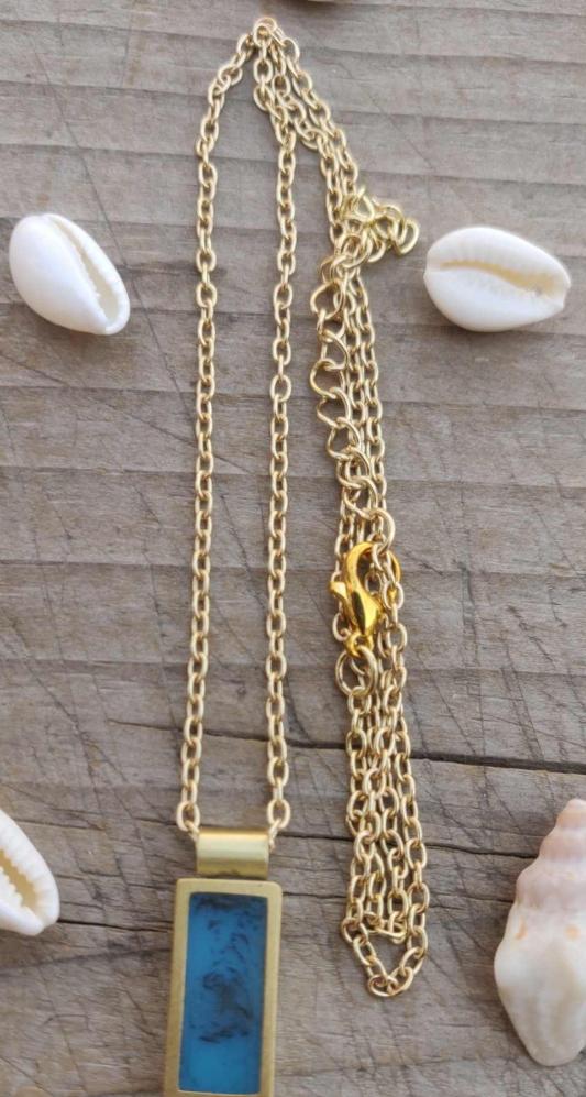Brass Handmade Gold Plated Rezin Stone Light Weight Chain Necklace in Germany