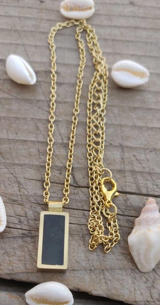 Brass Handmade Gold Plated Rezin Stone Light Weight Chain Necklace in Germany