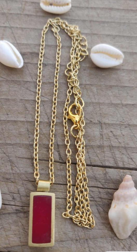 Brass Handmade Gold Plated Rezin Stone Light Weight Chain Necklace in Germany