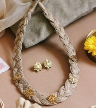 German Silver Gold Plated Necklace in Berlin