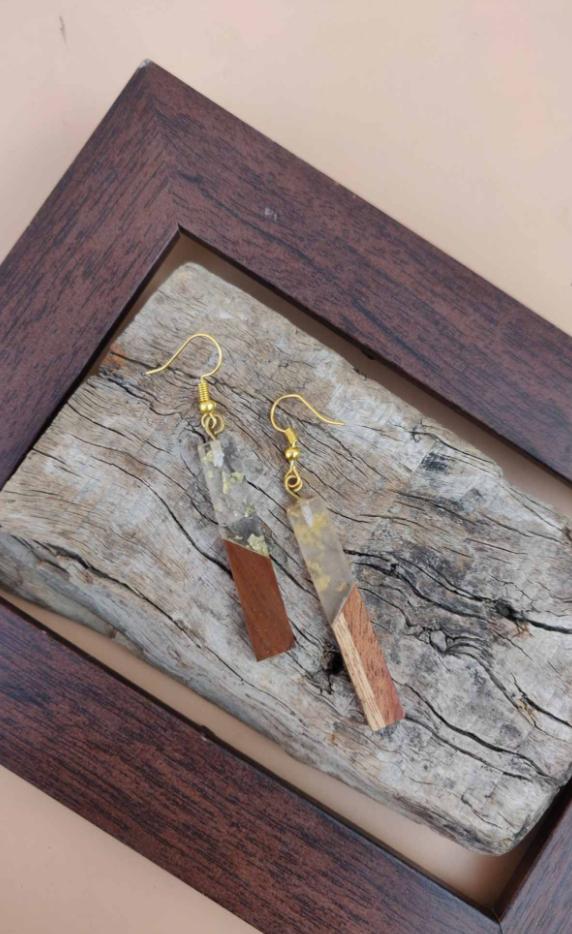 Elegant Resin Fashion Earrings for Women in Berlin