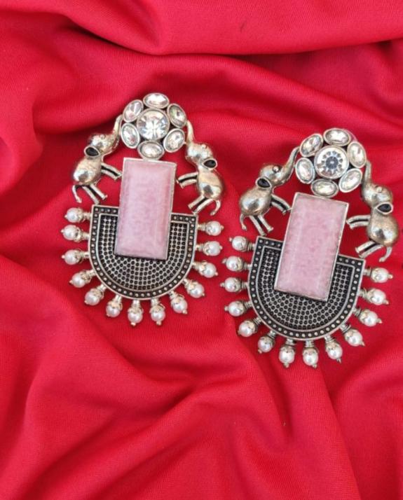 Oxidised stud earrings in Munich