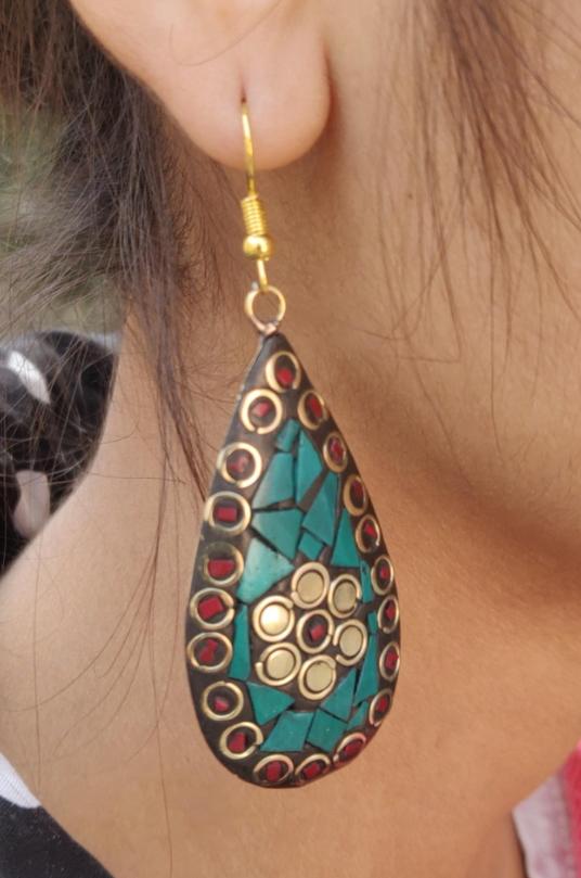 Ethnic Cultural Heritage of Tibetan Earrings in Germany