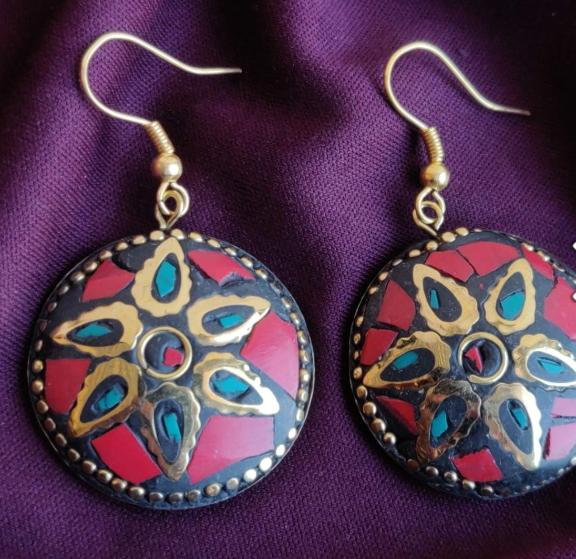 Handcrafted Handmade Antique Multicolor Round Shaped Laq Earrings in Berlin