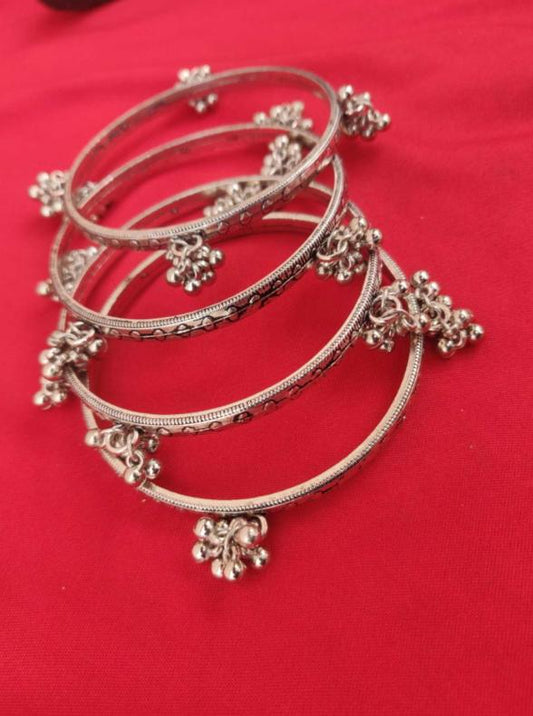 Oxidised Traditional Ethnic Brass Bangle With Ghunghroo in Berlin