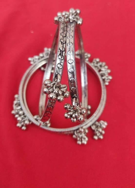 Oxidised Traditional Ethnic Brass Bangle With Ghunghroo in Berlin