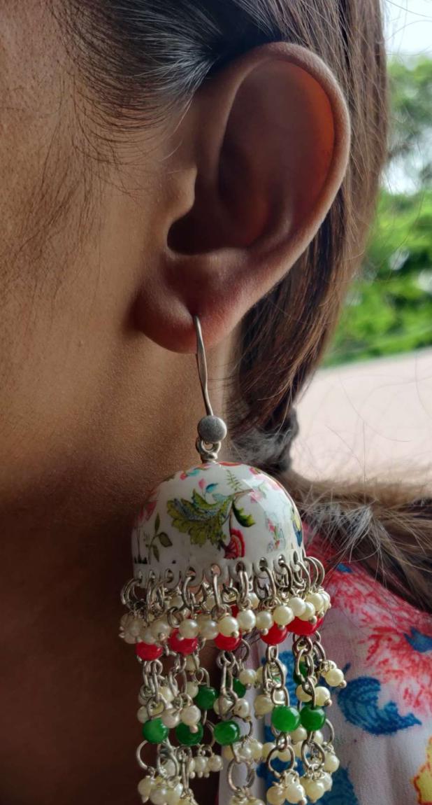 Designer Hand painted Minakari Work Pearl Tessel Jhumka in Berlin