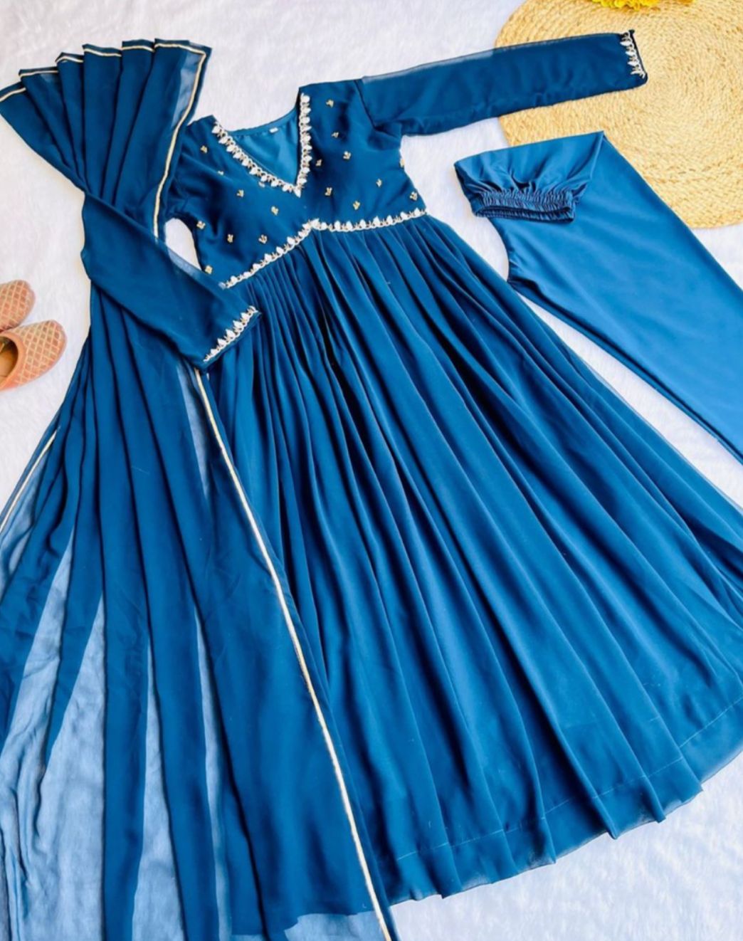 Women Alia cut kurti Nayra cut kurti Anarkali kurti with pant in Germany
