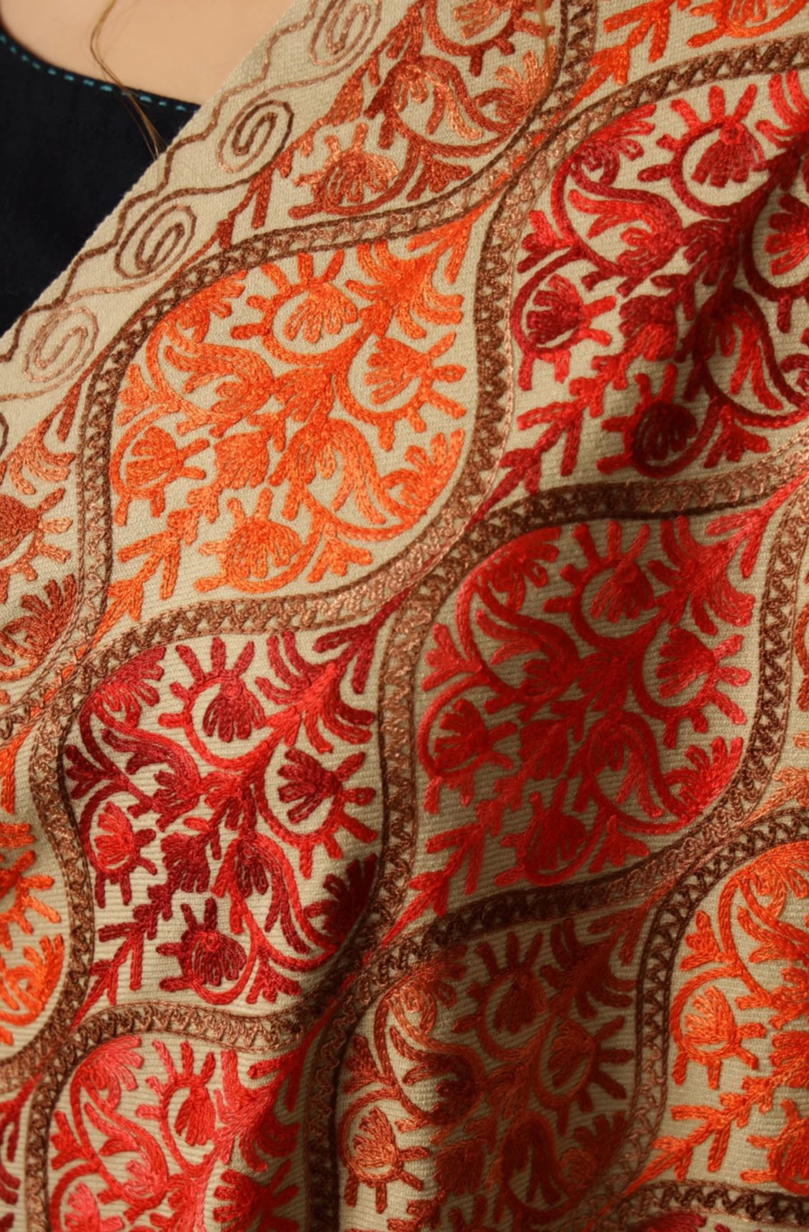 Trendy Acrylic, Wool Embroidered Women Shawl in Berlin