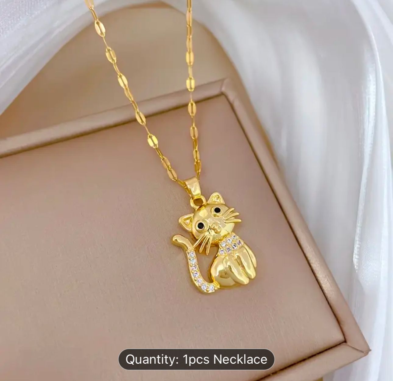 Cute Cats Pendant Necklace in Germany
