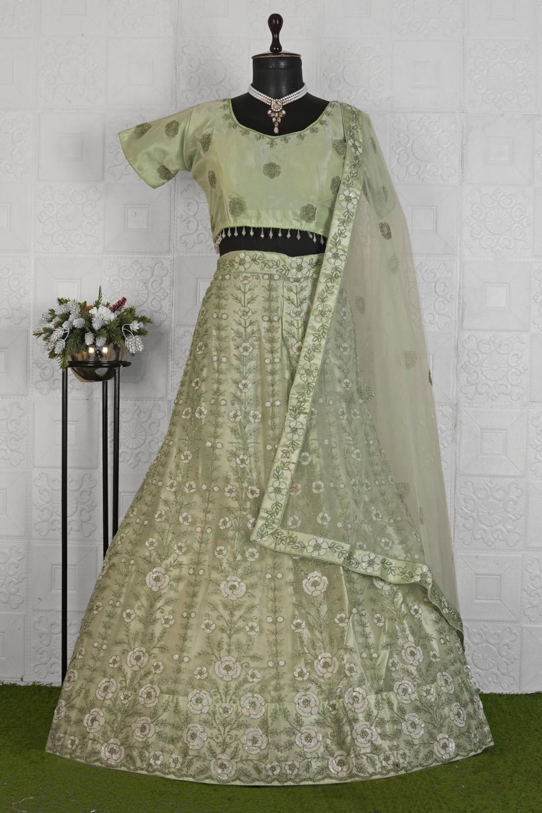 DESIGNER EMBROIDERY WORK LEHENGA CHOLI IN BERLIN