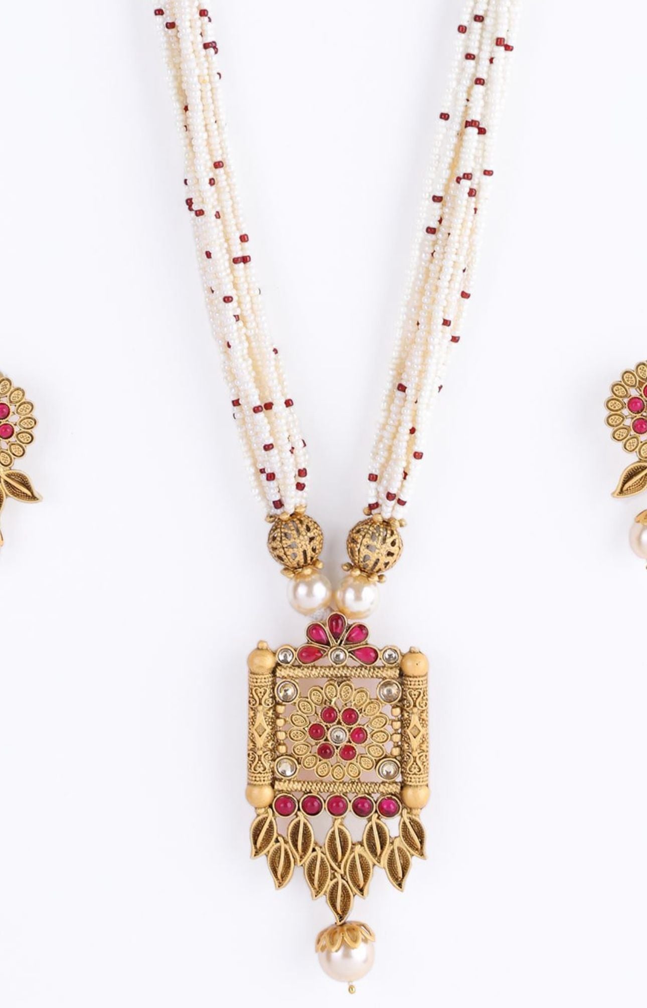 Gold-Plated Beaded & Stone-Studded Floral Jewelery Set in Berlin