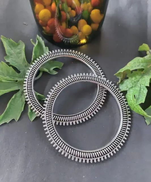 Sparking Gem Silver Plated Oxidised Bangles in Germany