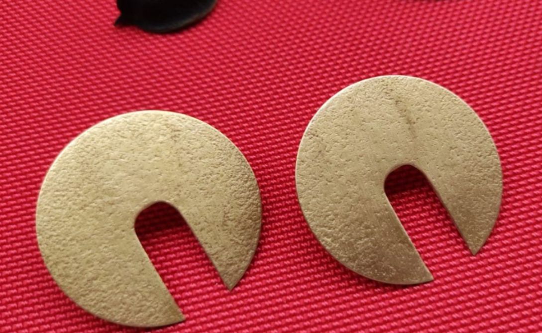Brass Handmade Metal Work Chand Shaped Lightweight Stud Earring in Germany