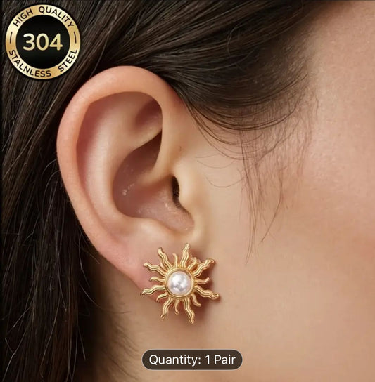 Pearl Sun Earrings Earrings in Berlin