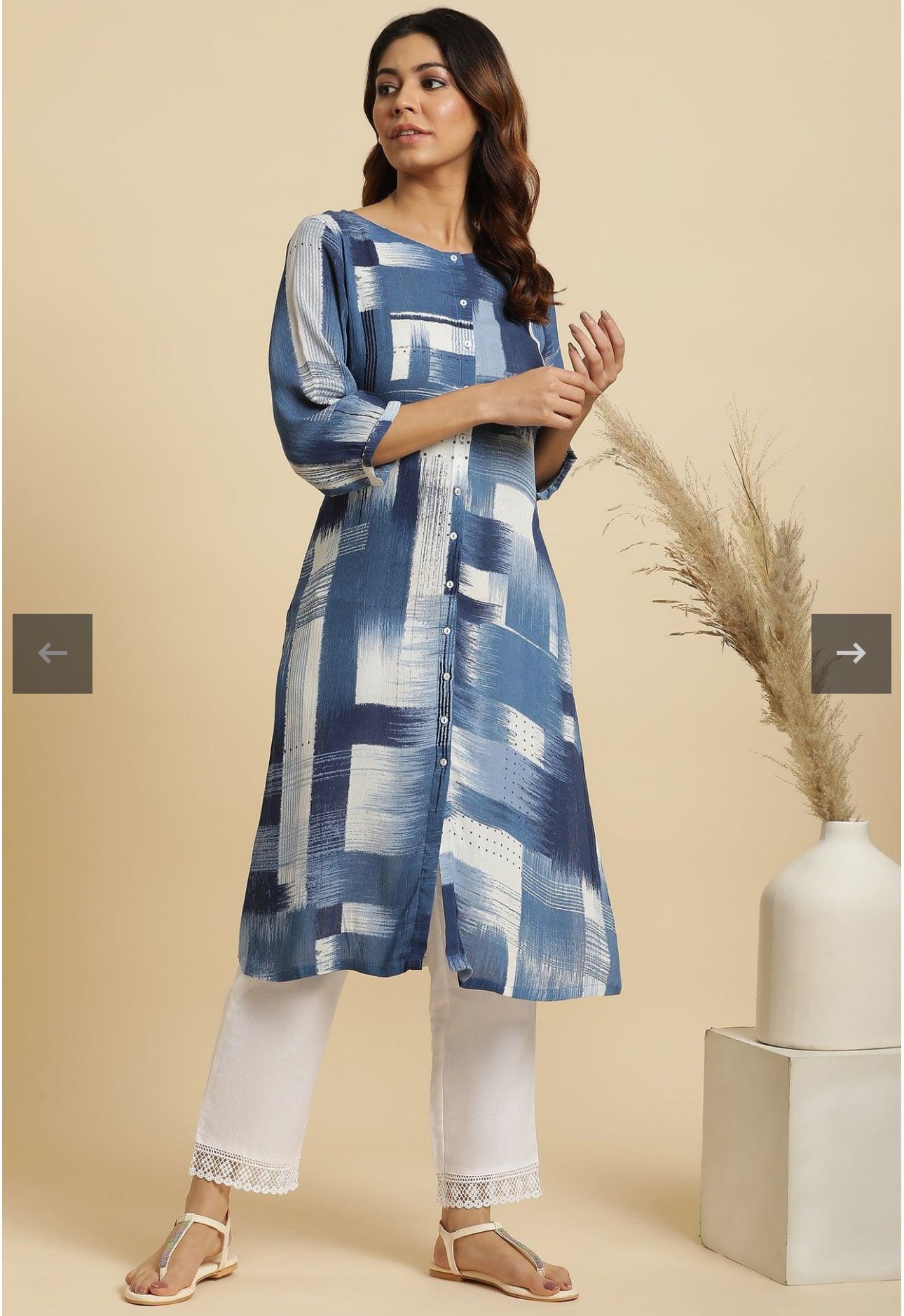 Indigo Abstract Print Kurta in Berlin
