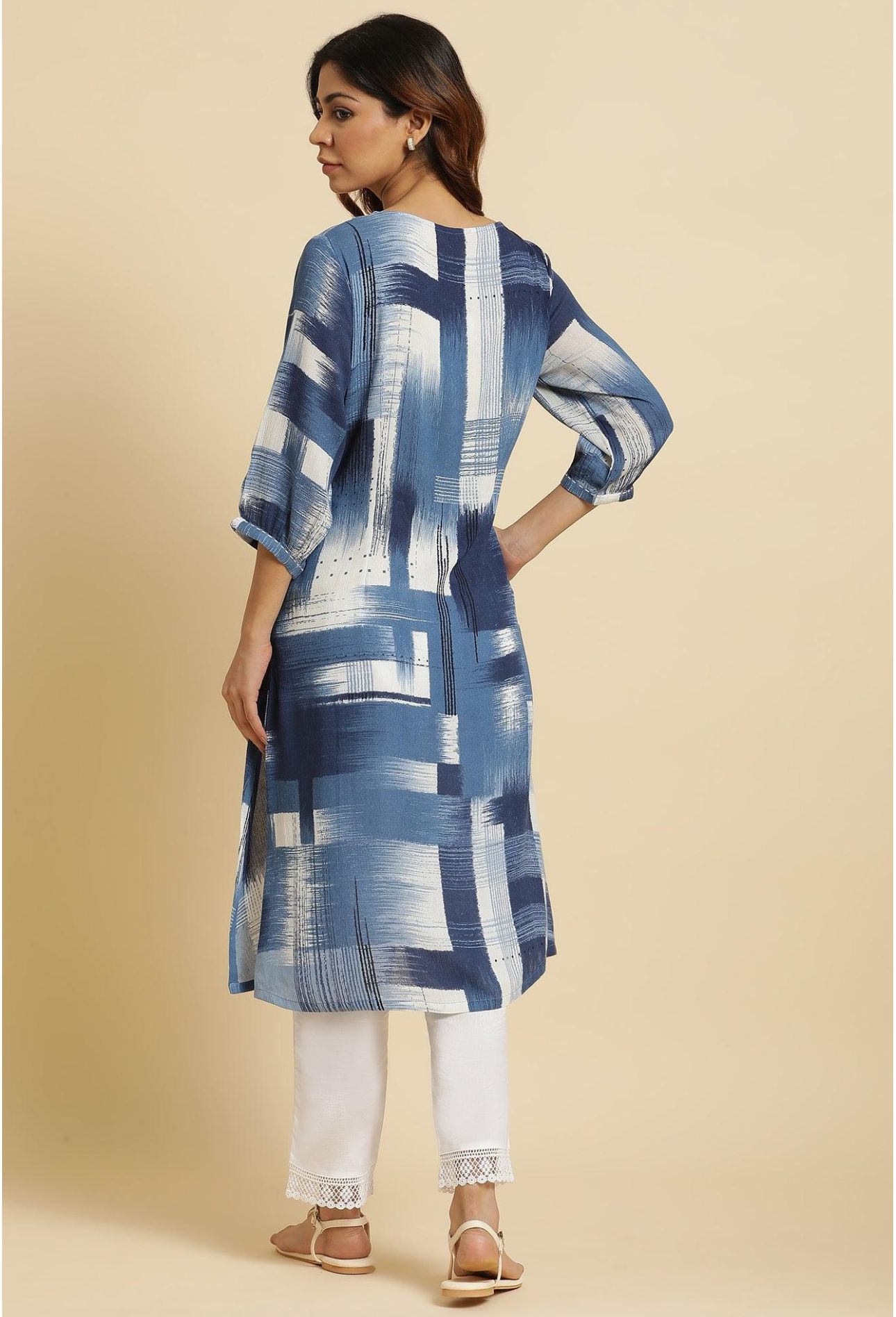 Indigo Abstract Print Kurta in Berlin