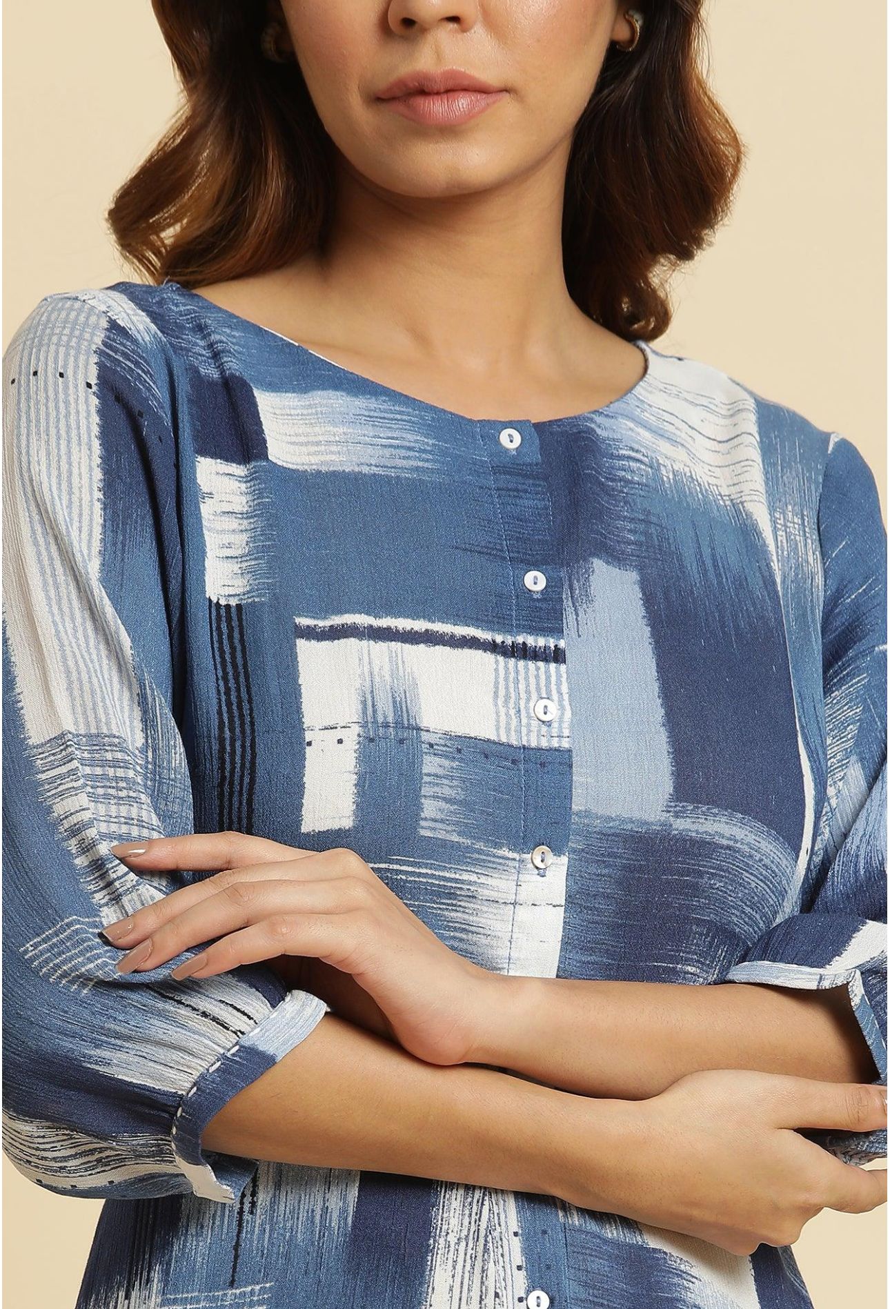 Indigo Abstract Print Kurta in Berlin