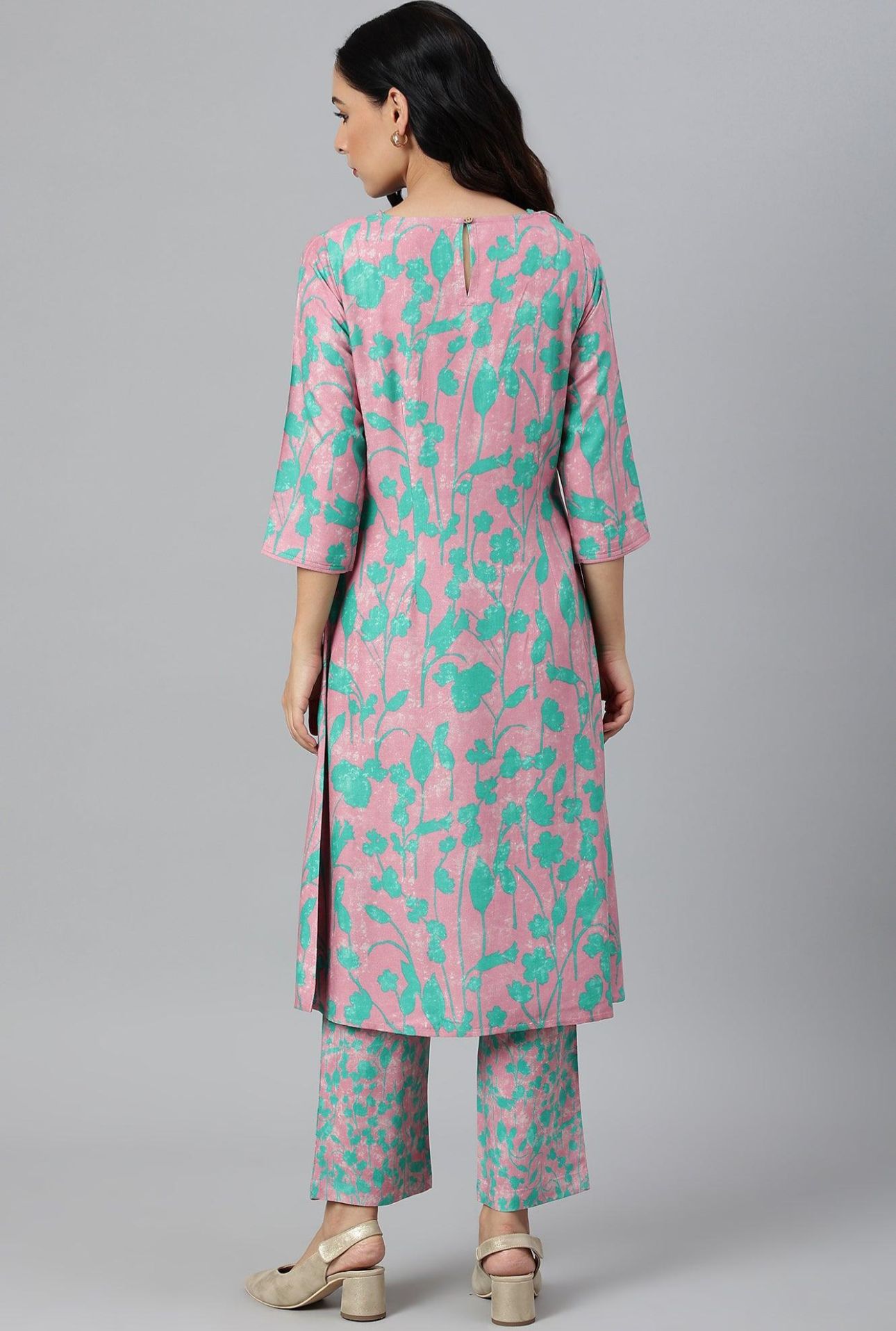 Floral Print Straight kurta in Berlin