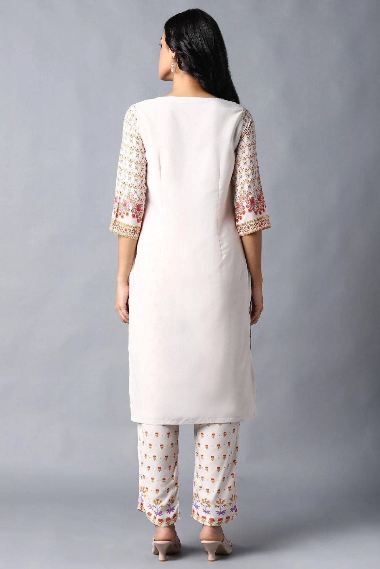 Ecru Round Neck kurta With Multi coloured Floral Print in Germany
