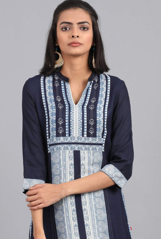 Blue Fusion Booti Geometric Print kurta in Mandarin Neck with Embroidery embroidery and fabric detail - Neha Couture Indian Fashion