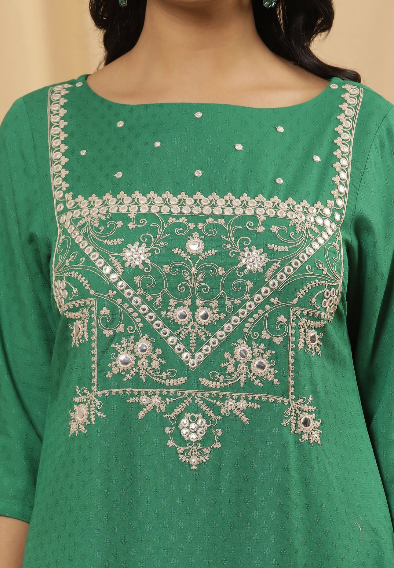 Green Dori Embroidered Straight Kurta in Berlin