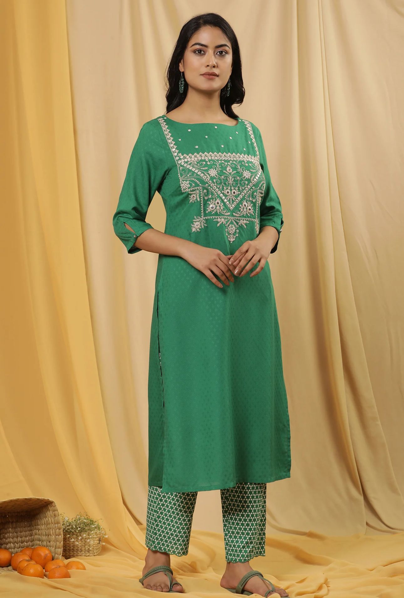 Green Dori Embroidered Straight Kurta in Berlin