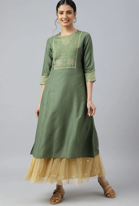 Olive Green A-Line Embroidered kurta With Sequins in Munich