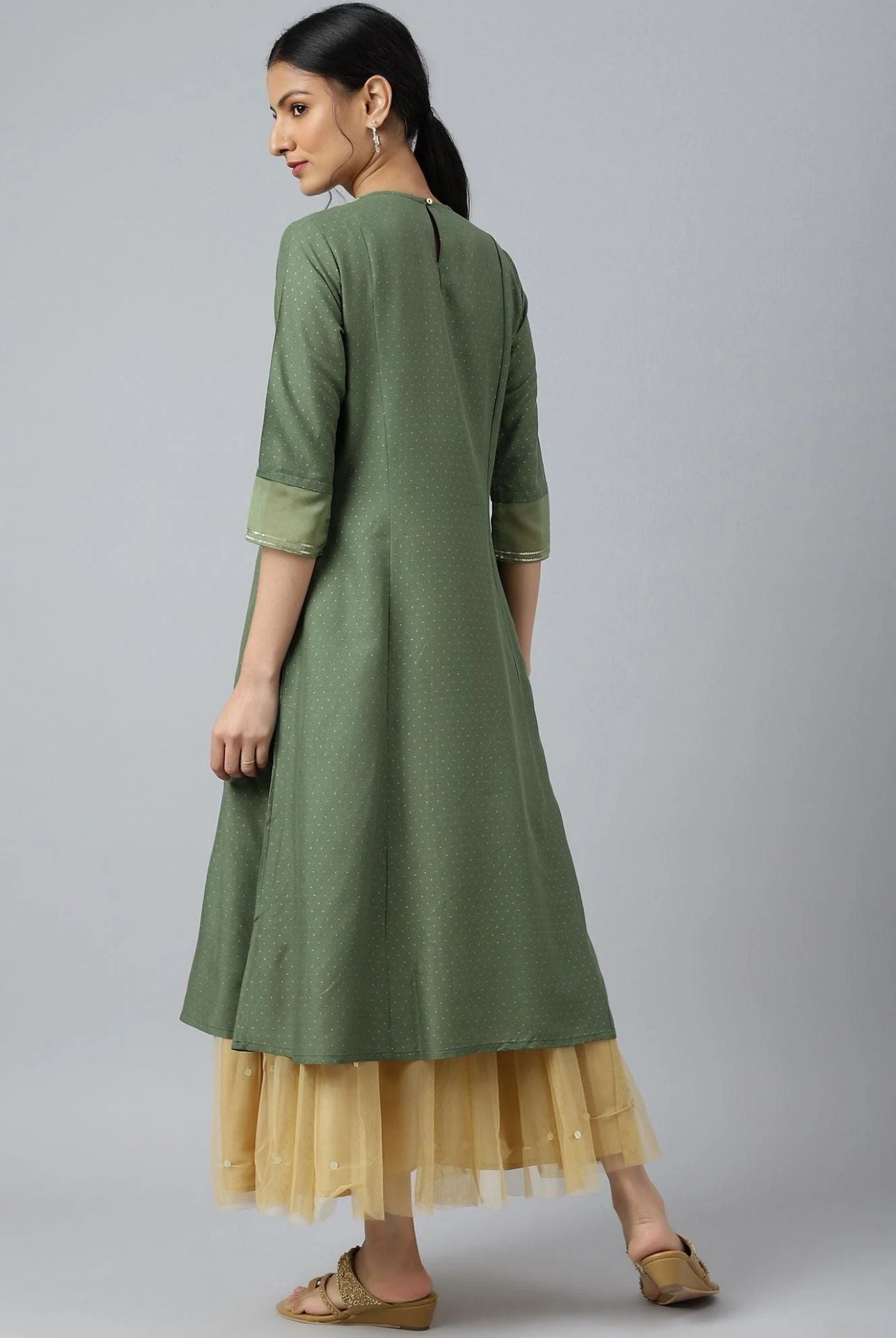 Olive Green A-Line Embroidered kurta With Sequins in Munich