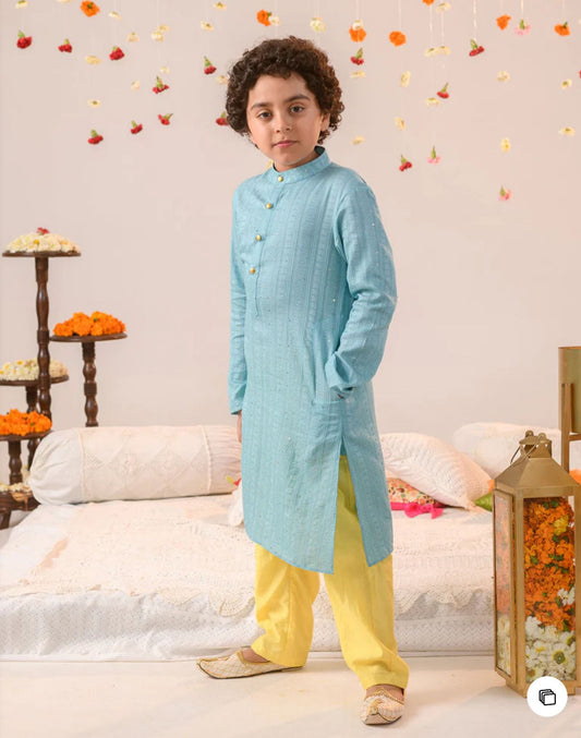 Boys Ethnic Motifs Printed Regular Pure Cotton Kurta With Pyjamas in Germany
