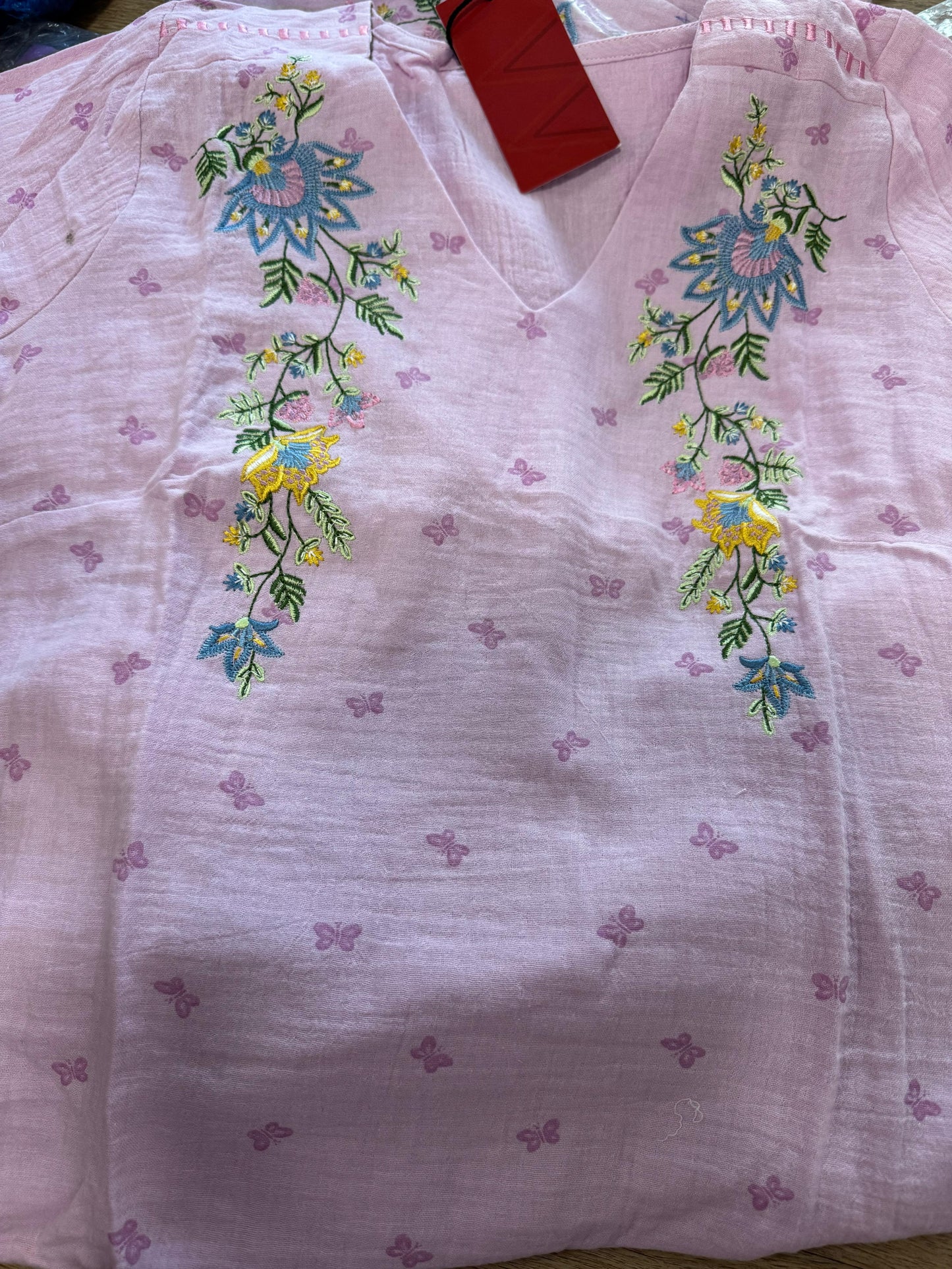 Embroidered Cotton kurta in Germany