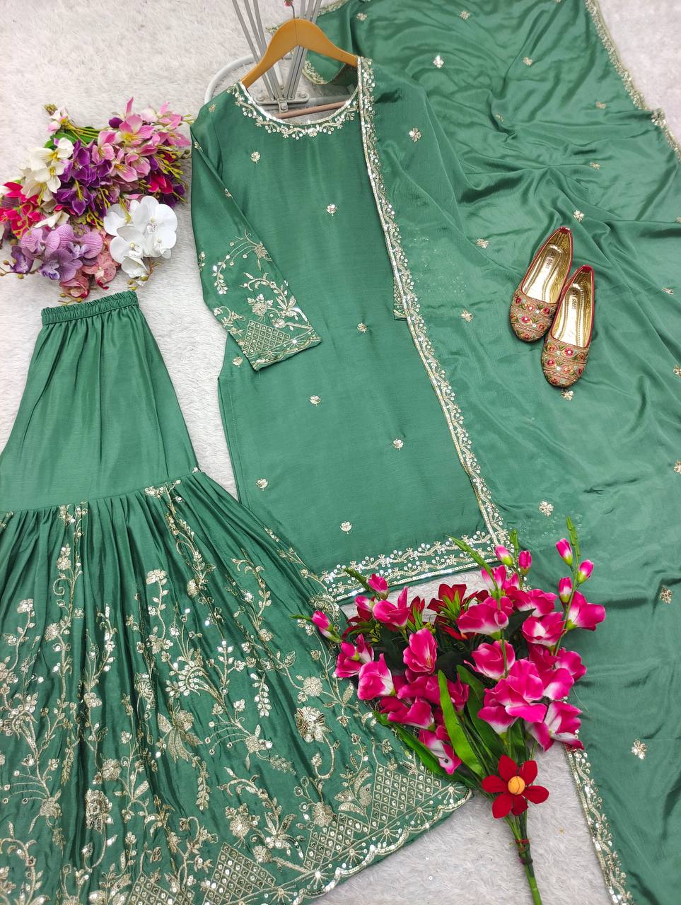 Beautiful Pure Heavy Chinnon Silk Suit in Berlin