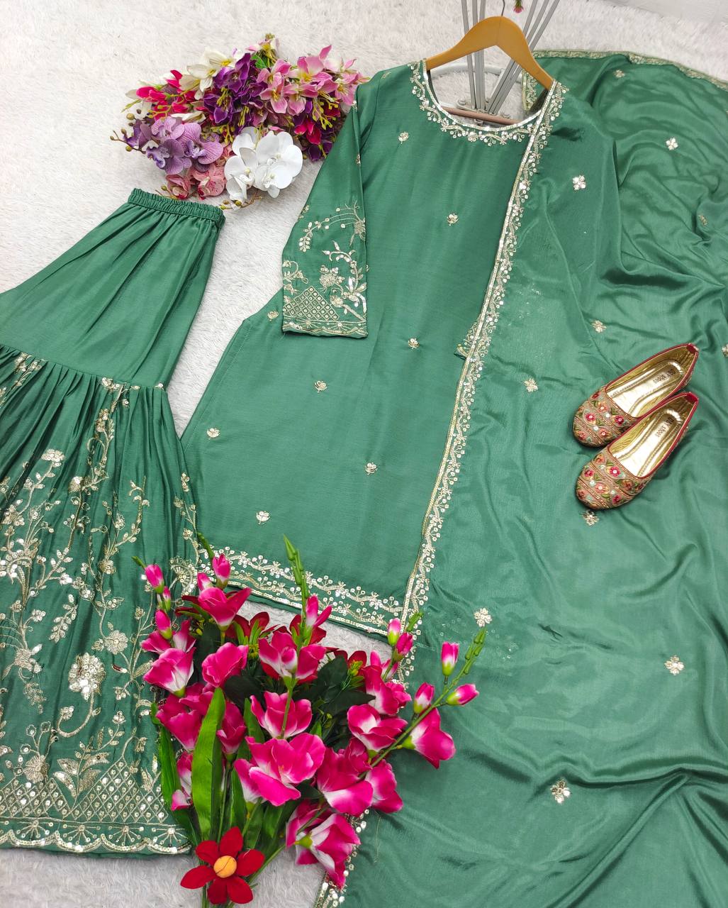 Beautiful Pure Heavy Chinnon Silk Suit in Berlin