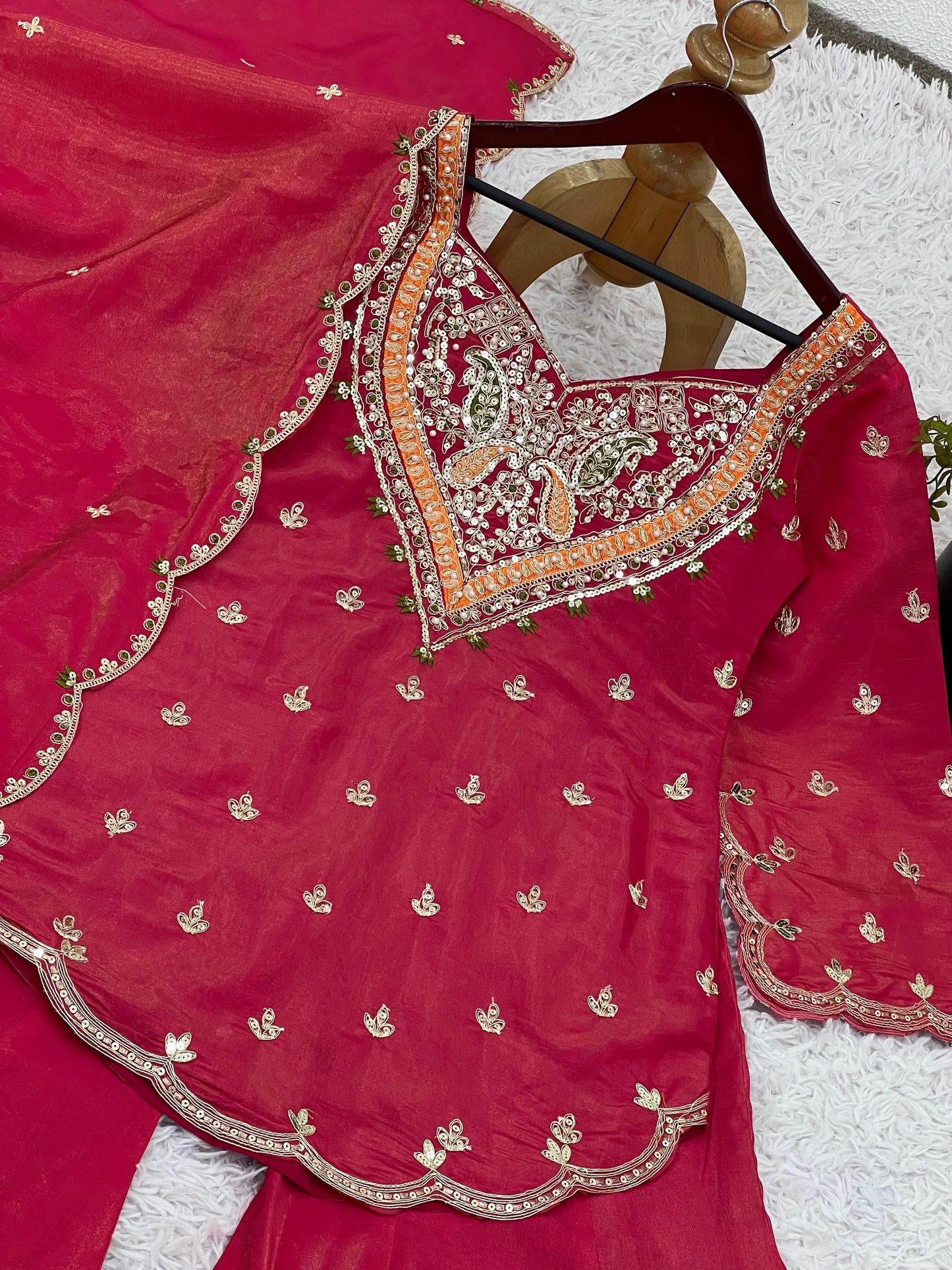 Beautiful heavy simar silk With Embroidery Work Suit in Berlin